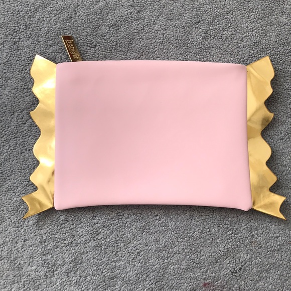 🎀Cosmetics Bag🎀 - Picture 2 of 3